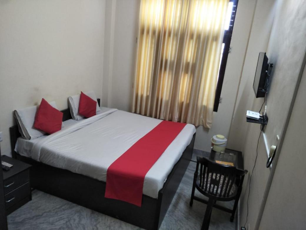 Hotel Tiger Regency Resort 萨瓦伊马多普尔 外观 照片