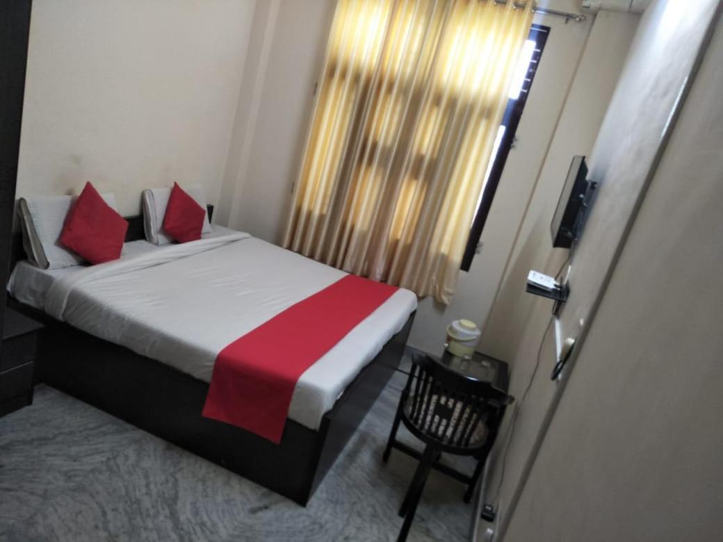 Hotel Tiger Regency Resort 萨瓦伊马多普尔 外观 照片