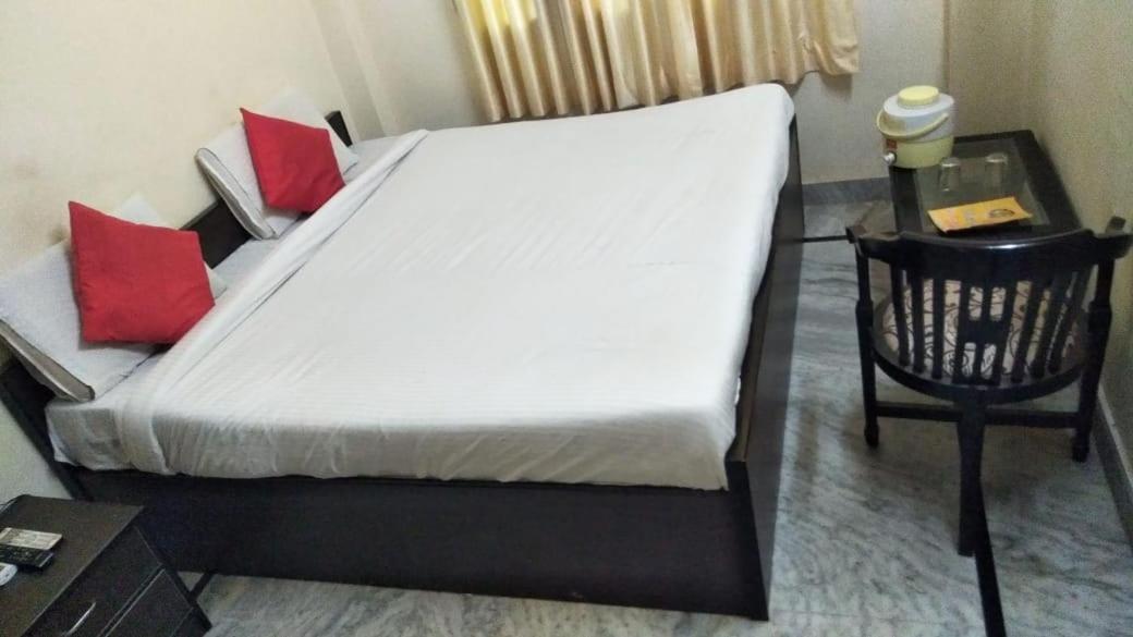 Hotel Tiger Regency Resort 萨瓦伊马多普尔 外观 照片