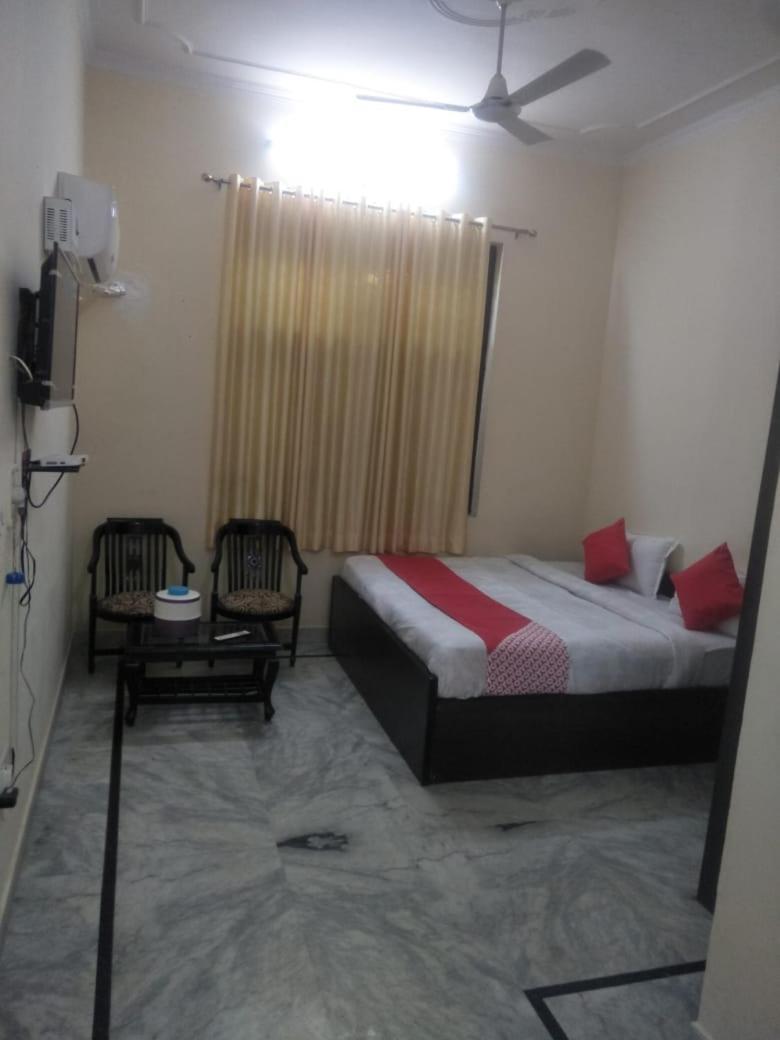 Hotel Tiger Regency Resort 萨瓦伊马多普尔 外观 照片
