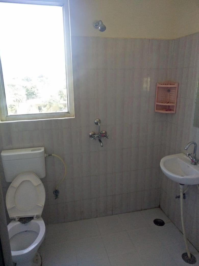 Hotel Tiger Regency Resort 萨瓦伊马多普尔 外观 照片